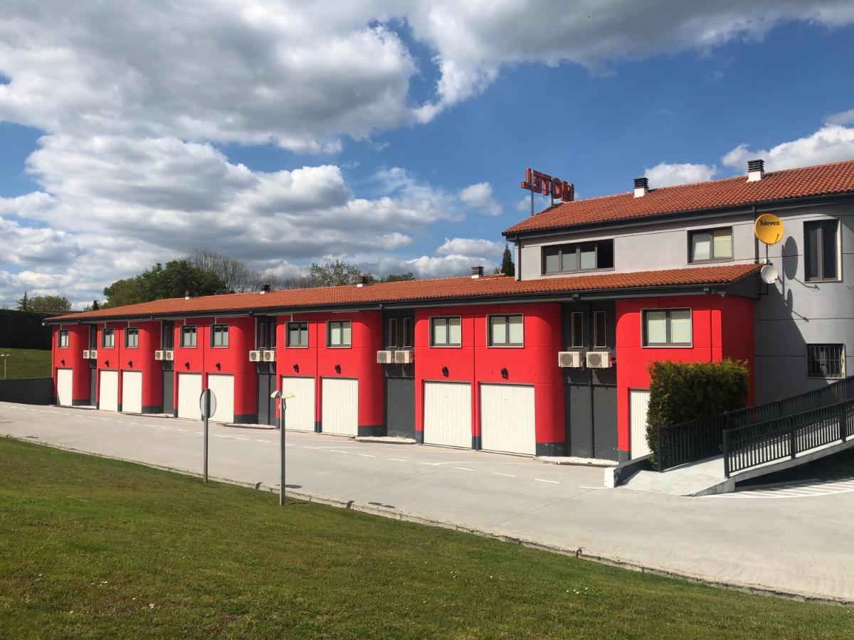 Motel Venus Santiago Luou ภายนอก รูปภาพ