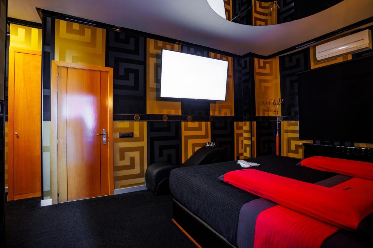 Motel Venus Santiago Luou ภายนอก รูปภาพ
